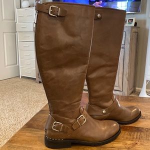 Donald Pliner Brown leather zip up knee boots size 8.5 EUC rare